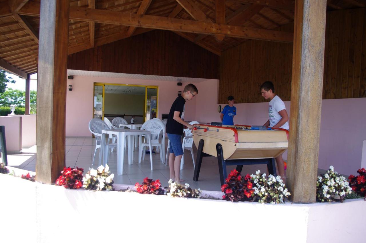 Camping La Corniche Plozevet Exterior photo